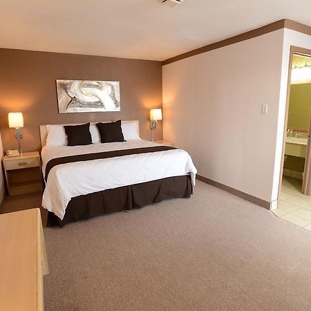 Burlington Inn エクステリア 写真