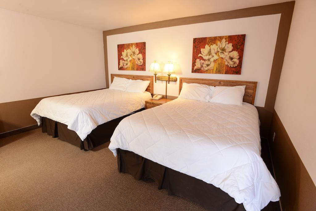 Burlington Inn エクステリア 写真