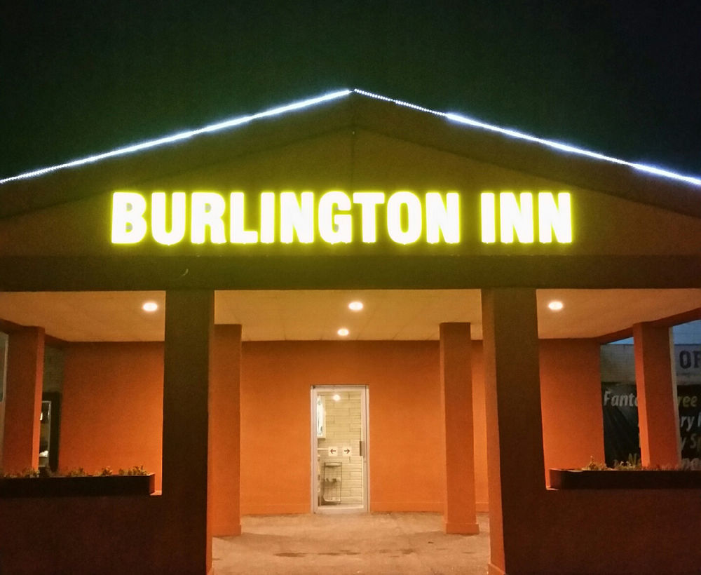 Burlington Inn エクステリア 写真