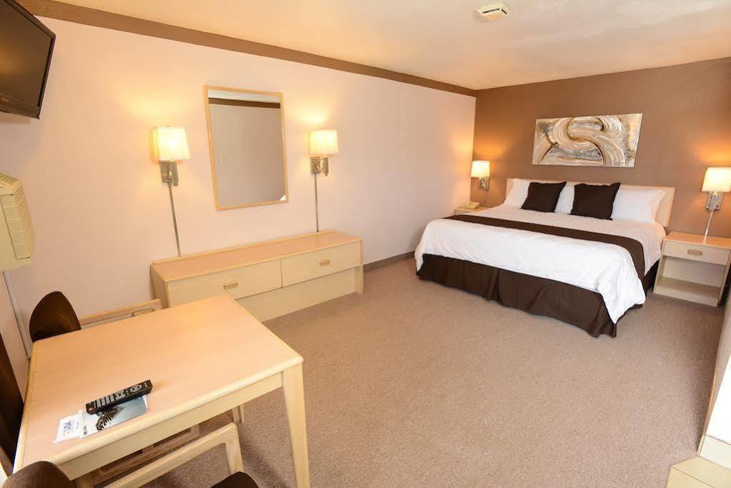 Burlington Inn エクステリア 写真
